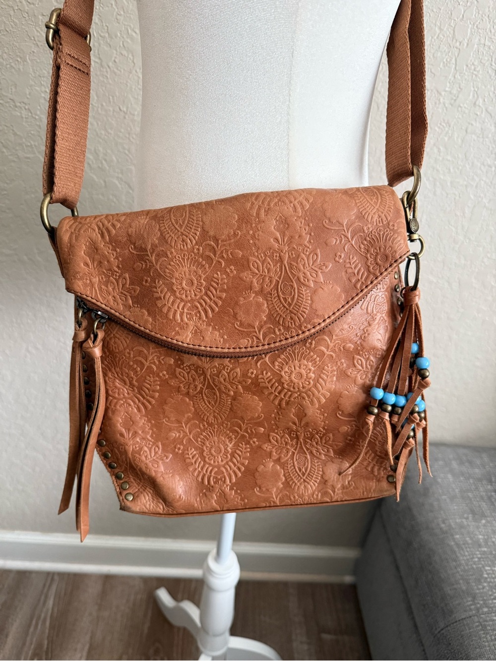 The Sak Huntley Embossed Leather Crossbody Bag Brown Boho Western Studded